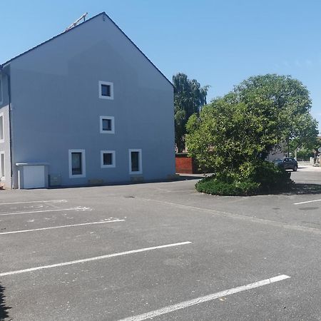 Brit Hotel Confort Pau Lons Экстерьер фото