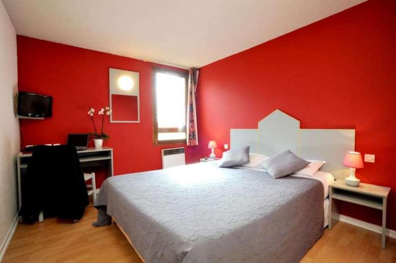 Brit Hotel Confort Pau Lons Номер фото